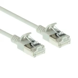 ACT Grijze 0,50 meter LSZH U/FTP CAT6A datacenter slimline patchkabel snagless met RJ45 connectoren
