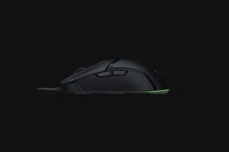 Razer Cobra - Lightweight Wired Gaming Mouse with Razer Chroma RGB – afbeelding 4
